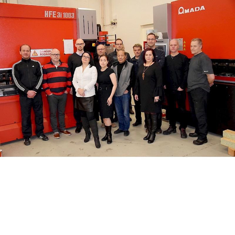 Amada 25 v.